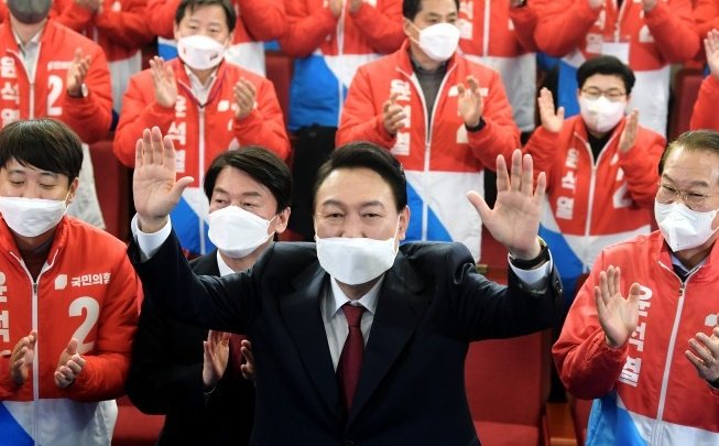 △2022年3月，尹锡悦当选韩国总统。